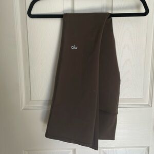 alo yoga full length airbrush high-waisted bootcut leggings in color expresso.